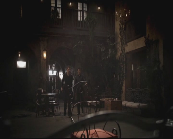 VampireDiariesWorld-dot-org_TheOriginals1x11ApresMoileDeluge0703.jpg