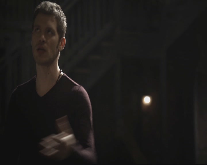 VampireDiariesWorld-dot-org_TheOriginals1x11ApresMoileDeluge0705.jpg