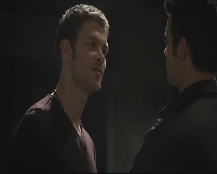 VampireDiariesWorld-dot-org_TheOriginals1x11ApresMoileDeluge0786.jpg