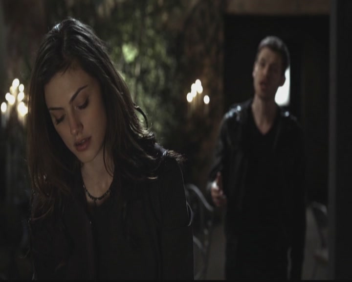 VampireDiariesWorld-dot-org_TheOriginals1x11ApresMoileDeluge1047.jpg