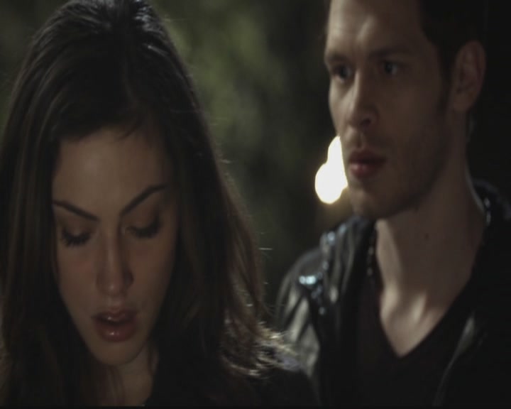 VampireDiariesWorld-dot-org_TheOriginals1x11ApresMoileDeluge1056.jpg