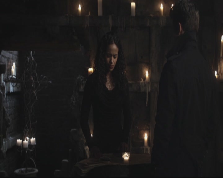 VampireDiariesWorld-dot-org_TheOriginals1x11ApresMoileDeluge1081.jpg