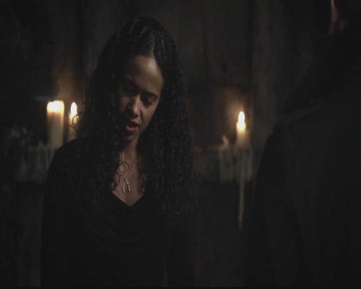 VampireDiariesWorld-dot-org_TheOriginals1x11ApresMoileDeluge1092.jpg