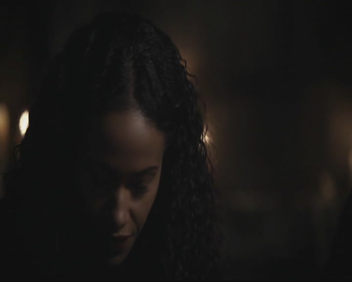 VampireDiariesWorld-dot-org_TheOriginals1x11ApresMoileDeluge1101.jpg