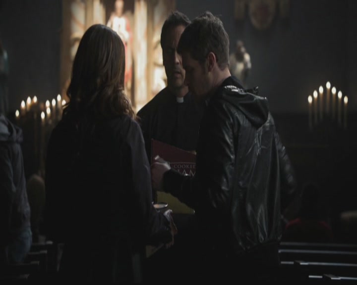 VampireDiariesWorld-dot-org_TheOriginals1x11ApresMoileDeluge1209.jpg