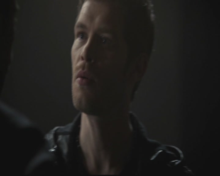 VampireDiariesWorld-dot-org_TheOriginals1x11ApresMoileDeluge1226.jpg