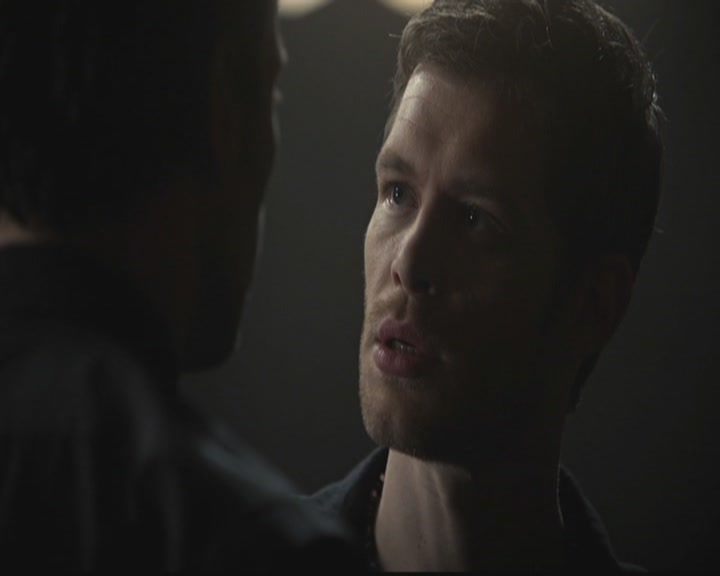 VampireDiariesWorld-dot-org_TheOriginals1x11ApresMoileDeluge1229.jpg