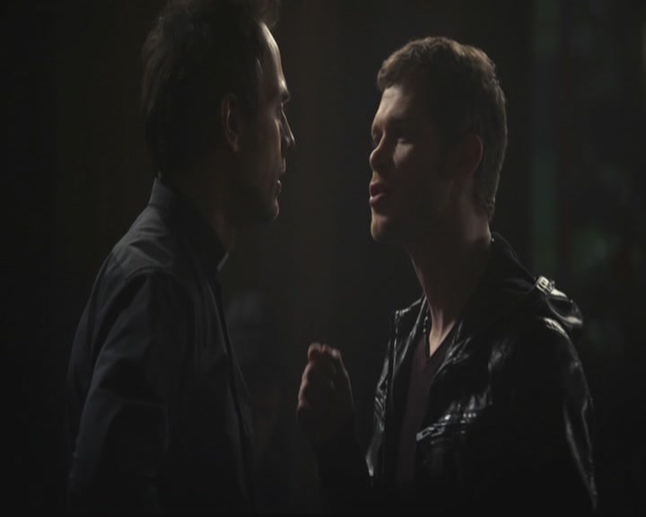 VampireDiariesWorld-dot-org_TheOriginals1x11ApresMoileDeluge1235.jpg