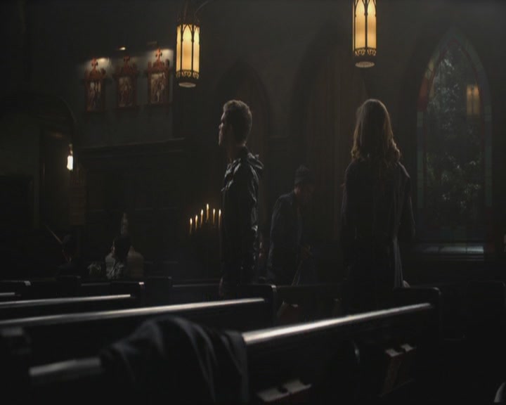 VampireDiariesWorld-dot-org_TheOriginals1x11ApresMoileDeluge1245.jpg