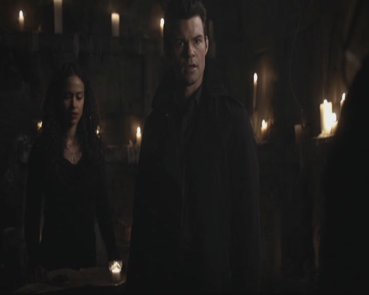 VampireDiariesWorld-dot-org_TheOriginals1x11ApresMoileDeluge1331.jpg