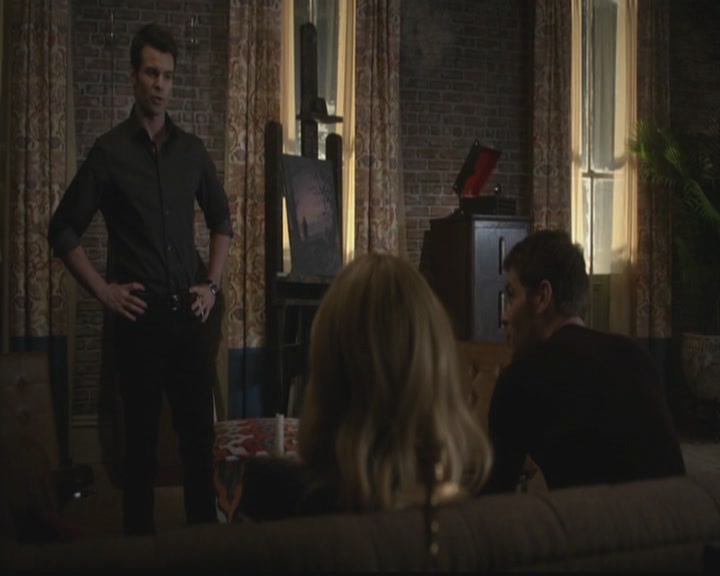 VampireDiariesWorld-dot-org_TheOriginals1x11ApresMoileDeluge1364.jpg