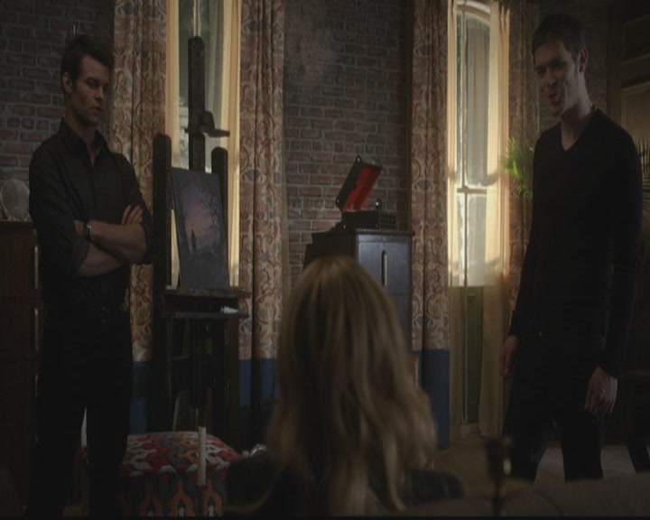 VampireDiariesWorld-dot-org_TheOriginals1x11ApresMoileDeluge1427.jpg