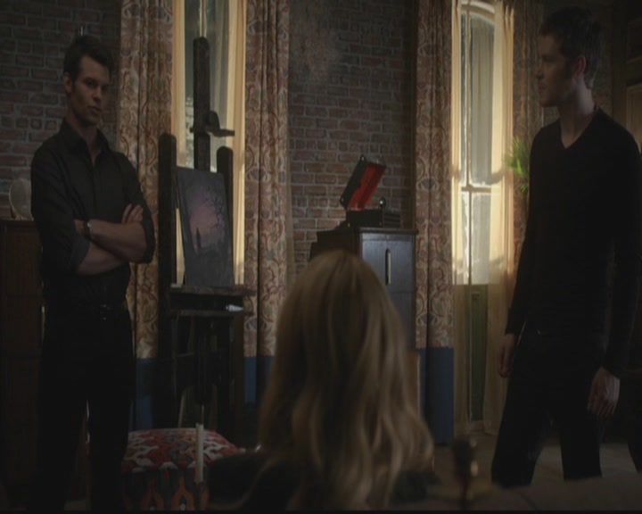 VampireDiariesWorld-dot-org_TheOriginals1x11ApresMoileDeluge1429.jpg