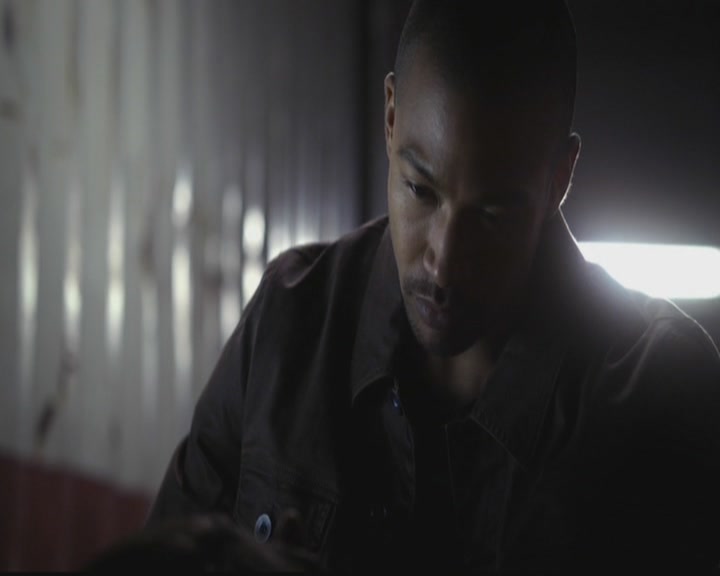 VampireDiariesWorld-dot-org_TheOriginals1x11ApresMoileDeluge1505.jpg