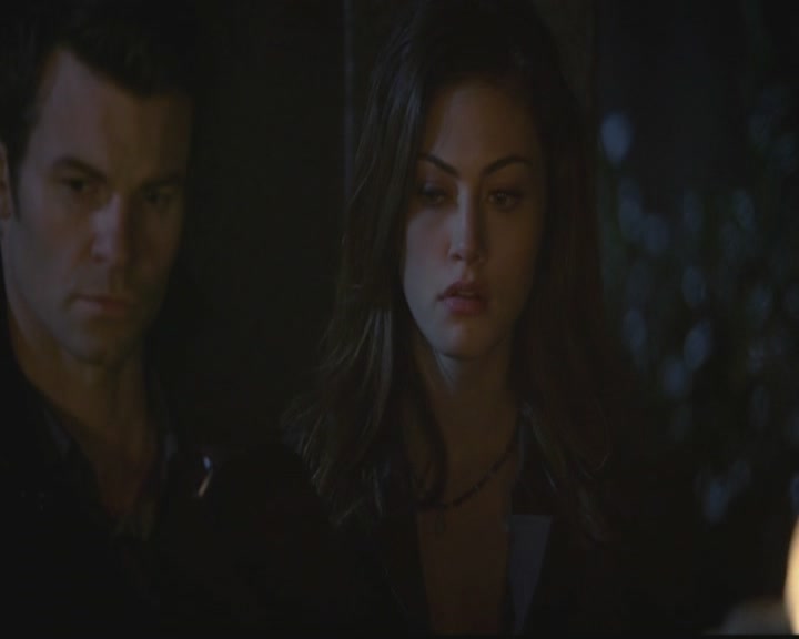 VampireDiariesWorld-dot-org_TheOriginals1x11ApresMoileDeluge1885.jpg