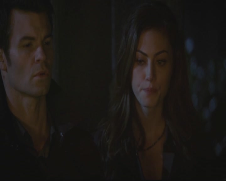 VampireDiariesWorld-dot-org_TheOriginals1x11ApresMoileDeluge1916.jpg