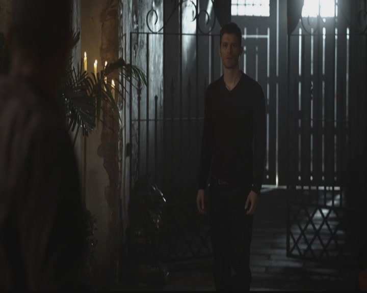 VampireDiariesWorld-dot-org_TheOriginals1x11ApresMoileDeluge1957.jpg