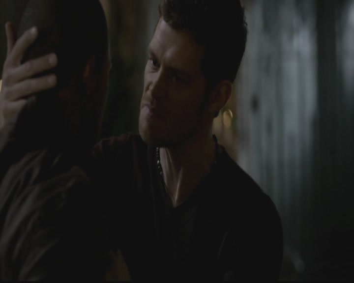 VampireDiariesWorld-dot-org_TheOriginals1x11ApresMoileDeluge1979.jpg