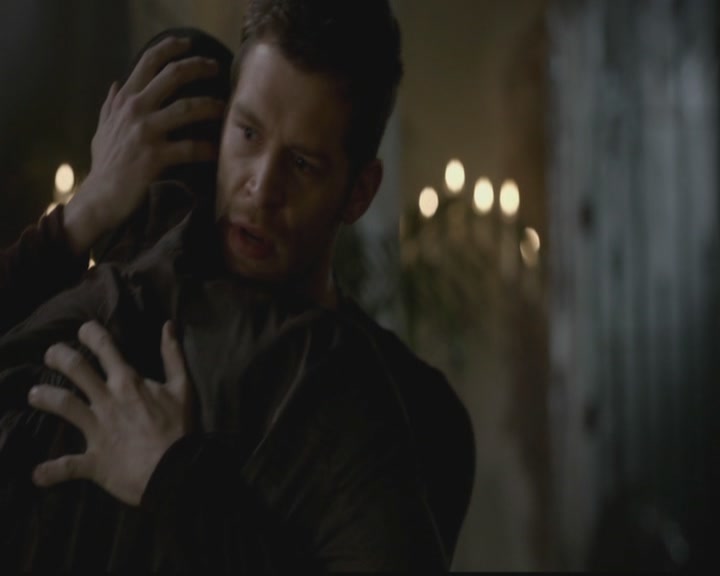 VampireDiariesWorld-dot-org_TheOriginals1x11ApresMoileDeluge1981.jpg