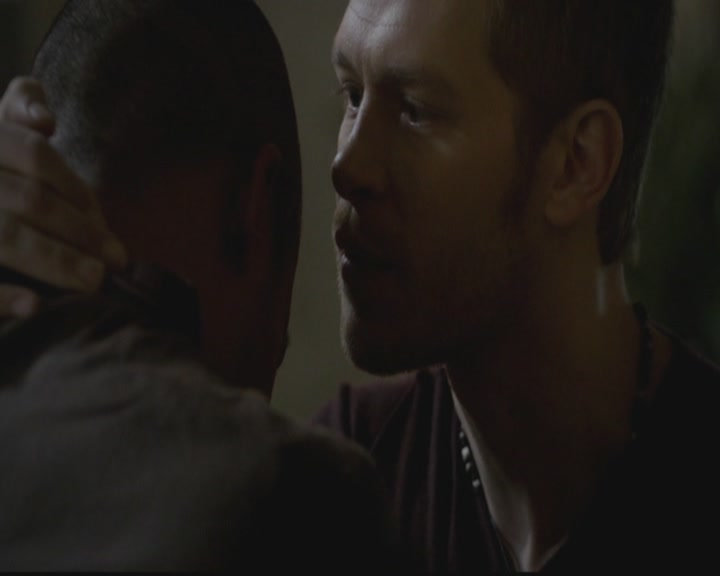 VampireDiariesWorld-dot-org_TheOriginals1x11ApresMoileDeluge2001.jpg