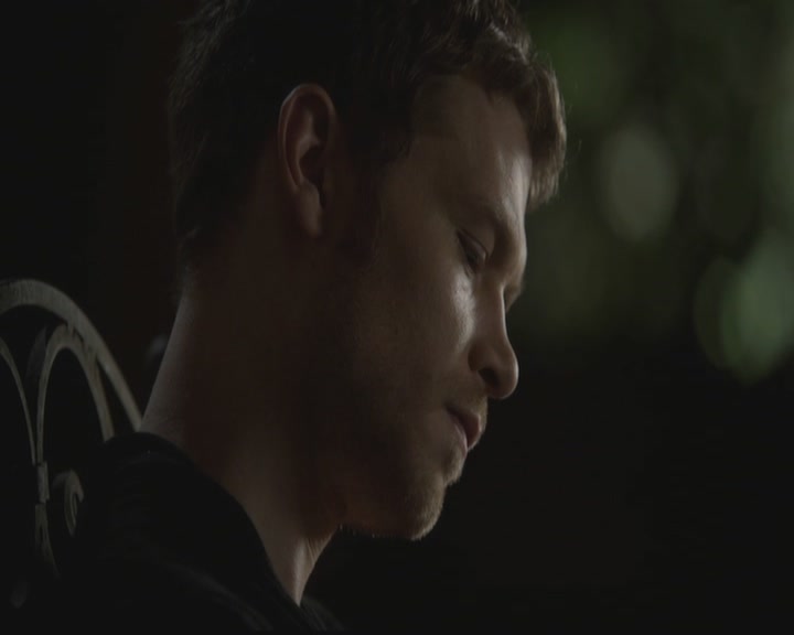 VampireDiariesWorld-dot-org_TheOriginals1x11ApresMoileDeluge2130.jpg