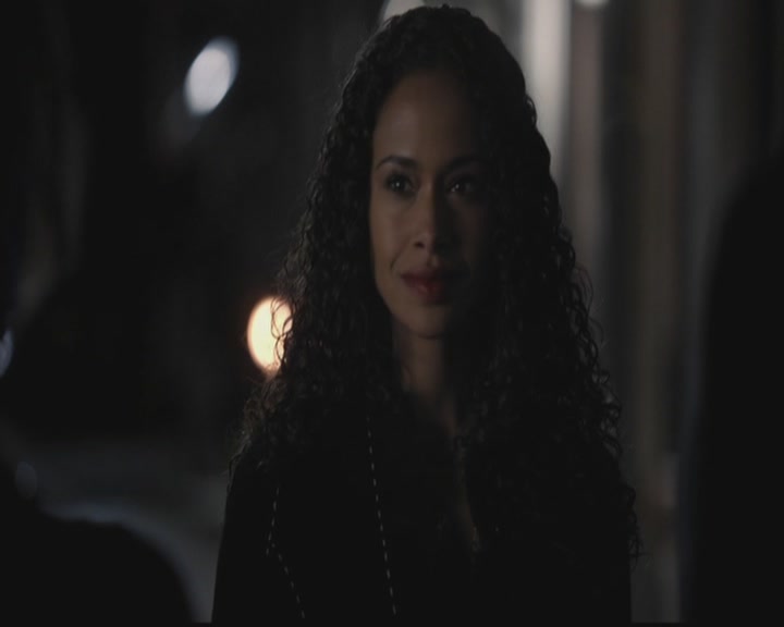 VampireDiariesWorld-dot-org_TheOriginals1x11ApresMoileDeluge2284.jpg