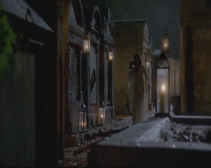 VampireDiariesWorld-dot-org_TheOriginals1x12DanceBackFromTheGrave0084.jpg