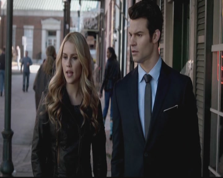 VampireDiariesWorld-dot-org_TheOriginals1x12DanceBackFromTheGrave0437.jpg