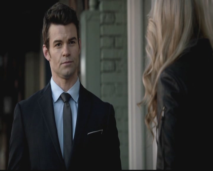 VampireDiariesWorld-dot-org_TheOriginals1x12DanceBackFromTheGrave0465.jpg