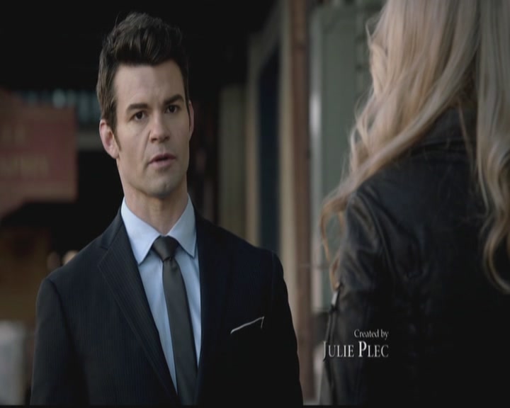 VampireDiariesWorld-dot-org_TheOriginals1x12DanceBackFromTheGrave0470.jpg