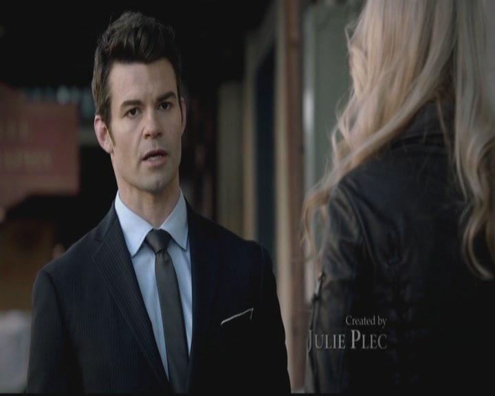 VampireDiariesWorld-dot-org_TheOriginals1x12DanceBackFromTheGrave0471.jpg