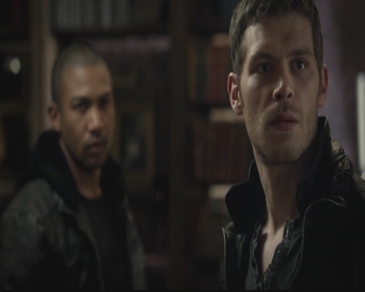 VampireDiariesWorld-dot-org_TheOriginals1x12DanceBackFromTheGrave0544.jpg