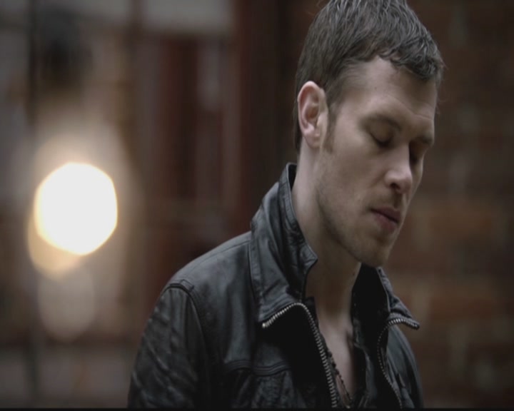 VampireDiariesWorld-dot-org_TheOriginals1x12DanceBackFromTheGrave0584.jpg