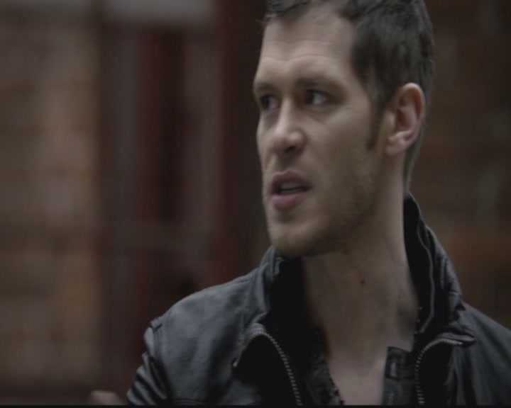 VampireDiariesWorld-dot-org_TheOriginals1x12DanceBackFromTheGrave0588.jpg