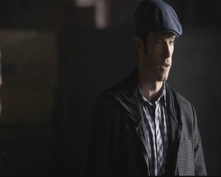 VampireDiariesWorld-dot-org_TheOriginals1x12DanceBackFromTheGrave0603.jpg