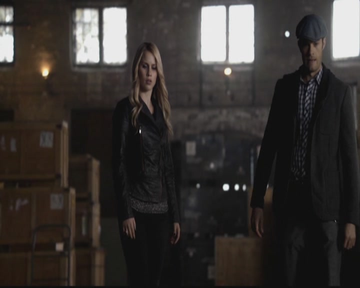 VampireDiariesWorld-dot-org_TheOriginals1x12DanceBackFromTheGrave0604.jpg