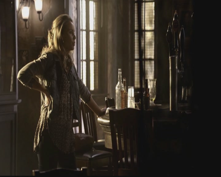 VampireDiariesWorld-dot-org_TheOriginals1x12DanceBackFromTheGrave0762.jpg