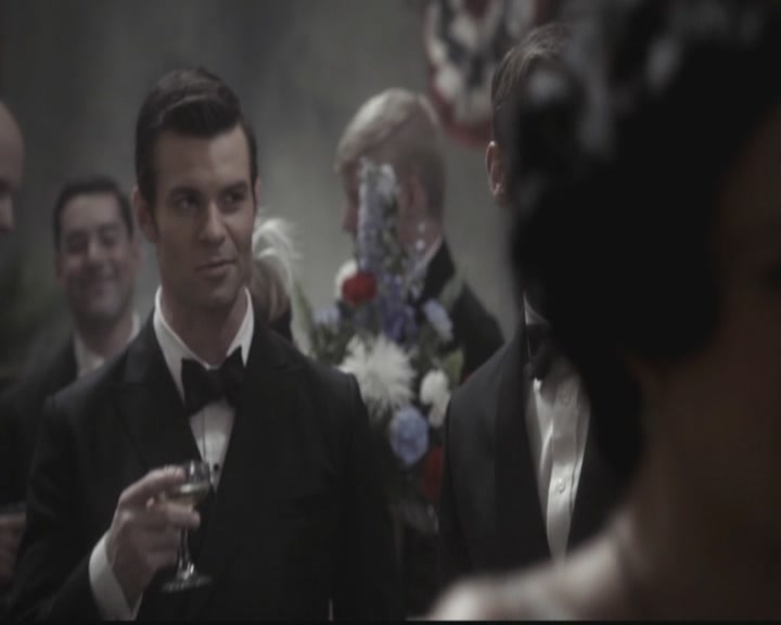 VampireDiariesWorld-dot-org_TheOriginals1x12DanceBackFromTheGrave0982.jpg