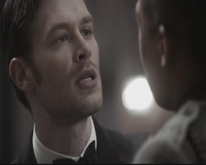 VampireDiariesWorld-dot-org_TheOriginals1x12DanceBackFromTheGrave0994.jpg