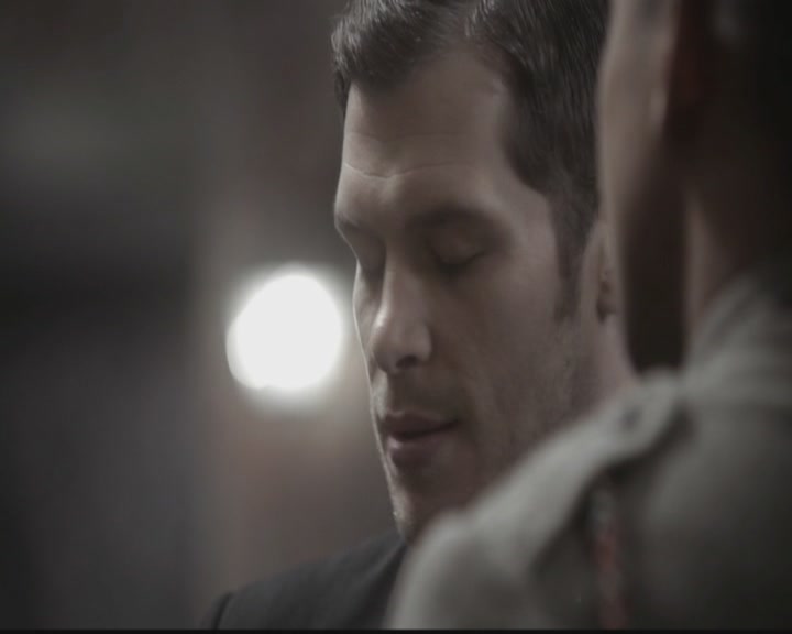 VampireDiariesWorld-dot-org_TheOriginals1x12DanceBackFromTheGrave1013.jpg