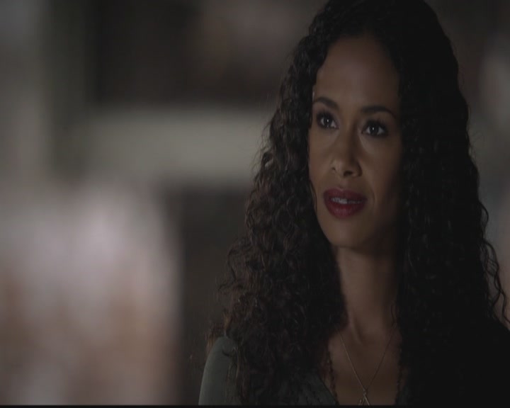 VampireDiariesWorld-dot-org_TheOriginals1x12DanceBackFromTheGrave1160.jpg