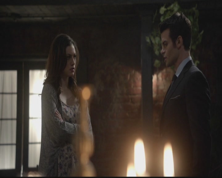 VampireDiariesWorld-dot-org_TheOriginals1x12DanceBackFromTheGrave1238.jpg