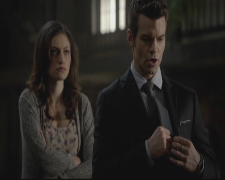 VampireDiariesWorld-dot-org_TheOriginals1x12DanceBackFromTheGrave1254.jpg