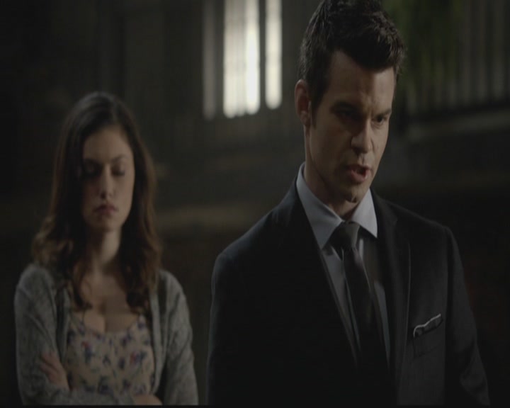 VampireDiariesWorld-dot-org_TheOriginals1x12DanceBackFromTheGrave1261.jpg