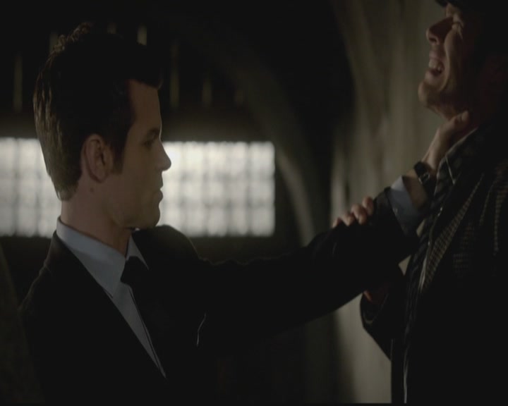 VampireDiariesWorld-dot-org_TheOriginals1x12DanceBackFromTheGrave1269.jpg