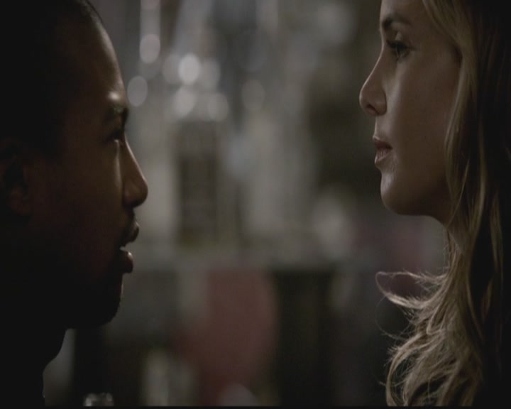 VampireDiariesWorld-dot-org_TheOriginals1x12DanceBackFromTheGrave1318.jpg