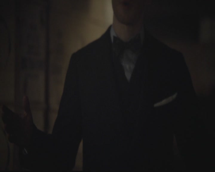 VampireDiariesWorld-dot-org_TheOriginals1x12DanceBackFromTheGrave1378.jpg