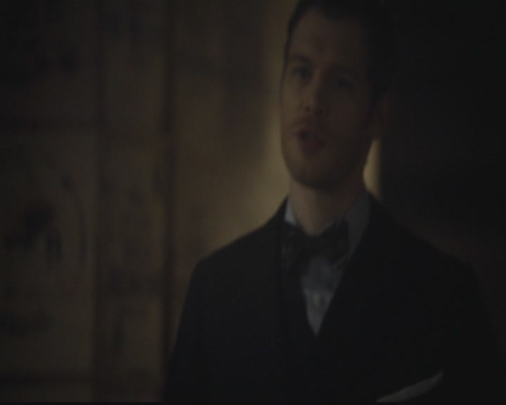 VampireDiariesWorld-dot-org_TheOriginals1x12DanceBackFromTheGrave1379.jpg