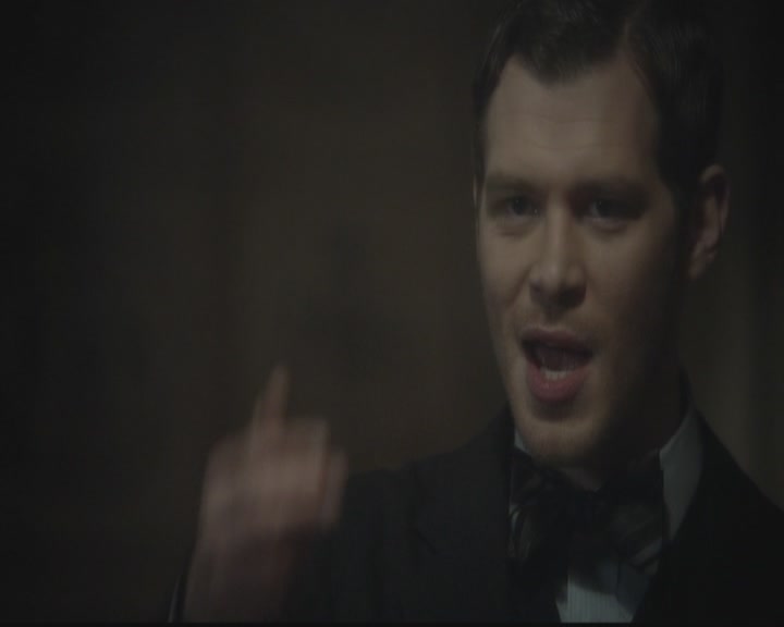 VampireDiariesWorld-dot-org_TheOriginals1x12DanceBackFromTheGrave1394.jpg