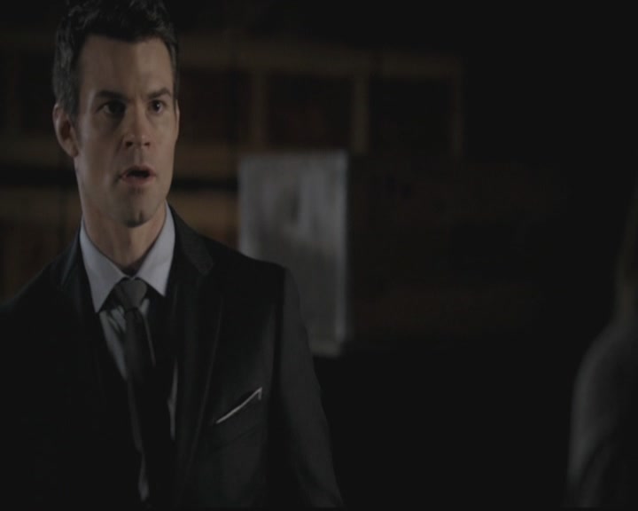 VampireDiariesWorld-dot-org_TheOriginals1x12DanceBackFromTheGrave1566.jpg